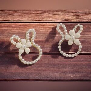 NWT Pearl Bunny Earrings
